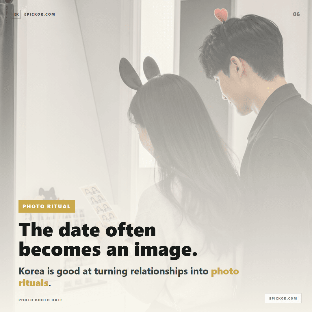 Photo booth date
