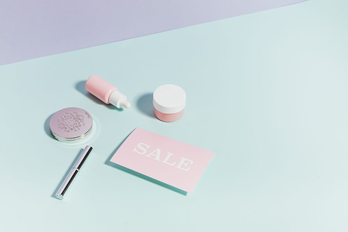 A skincare product planning desk shows why a K-beauty OEM or ODM brief should connect claims, packaging, samples, and launch assumptions.