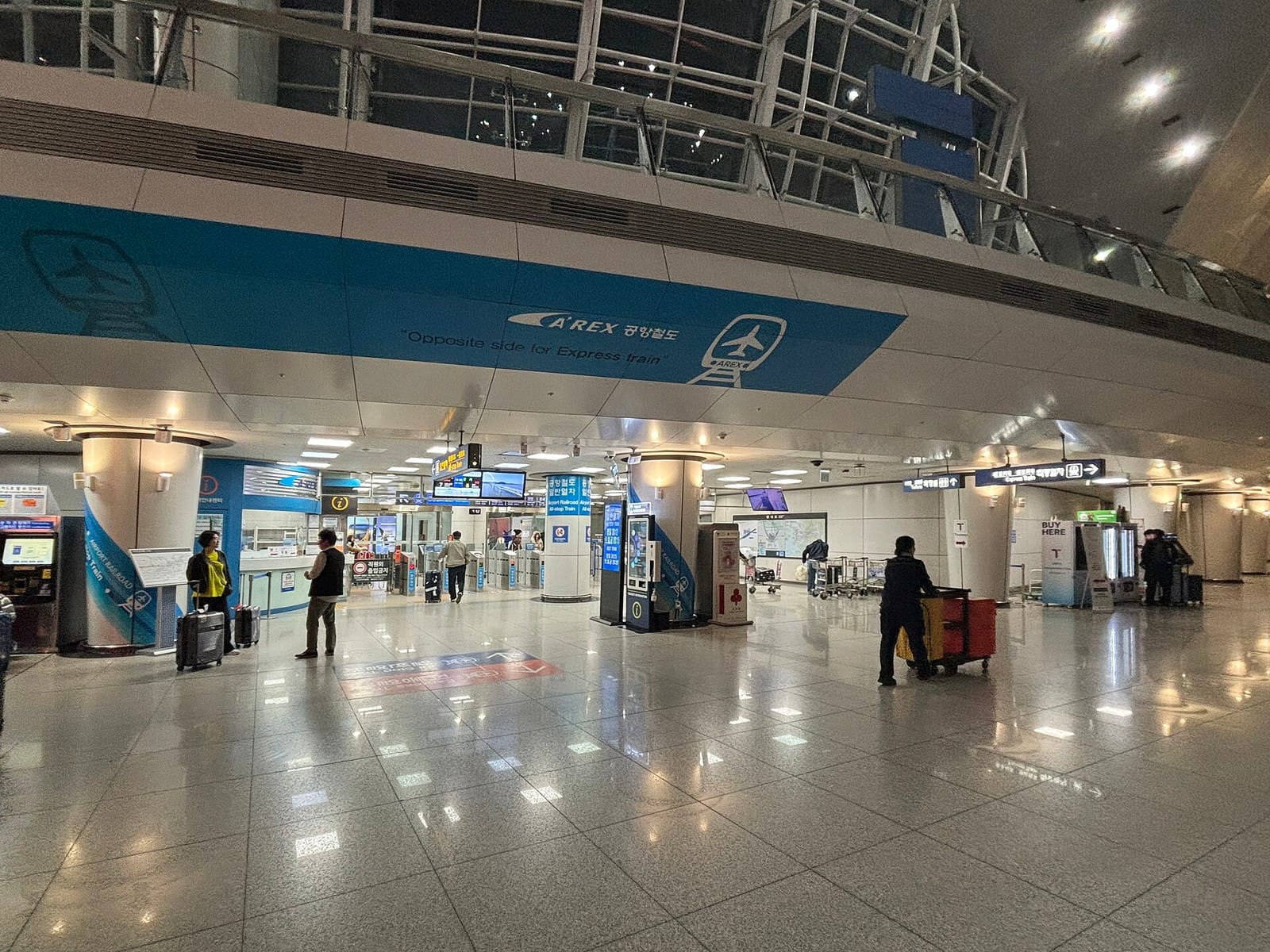 AREX concourse at Incheon Airport Terminal 1 station