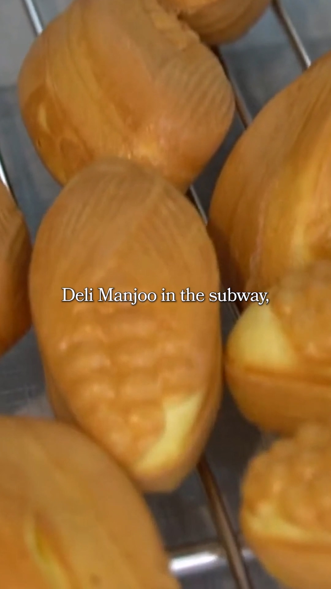 Deli Manjoo commuter snack frame from EpicKor video
