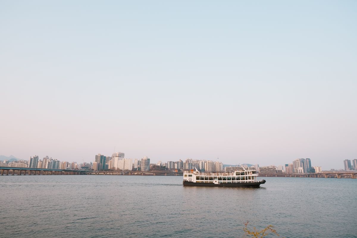 Hangang Bus 2026: Is Seoul's New River Ride Worth It?