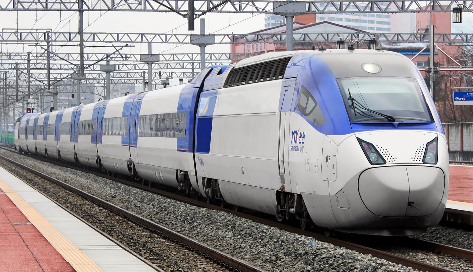 KTX vs SRT vs Express Bus in Korea: What the Merger Changed