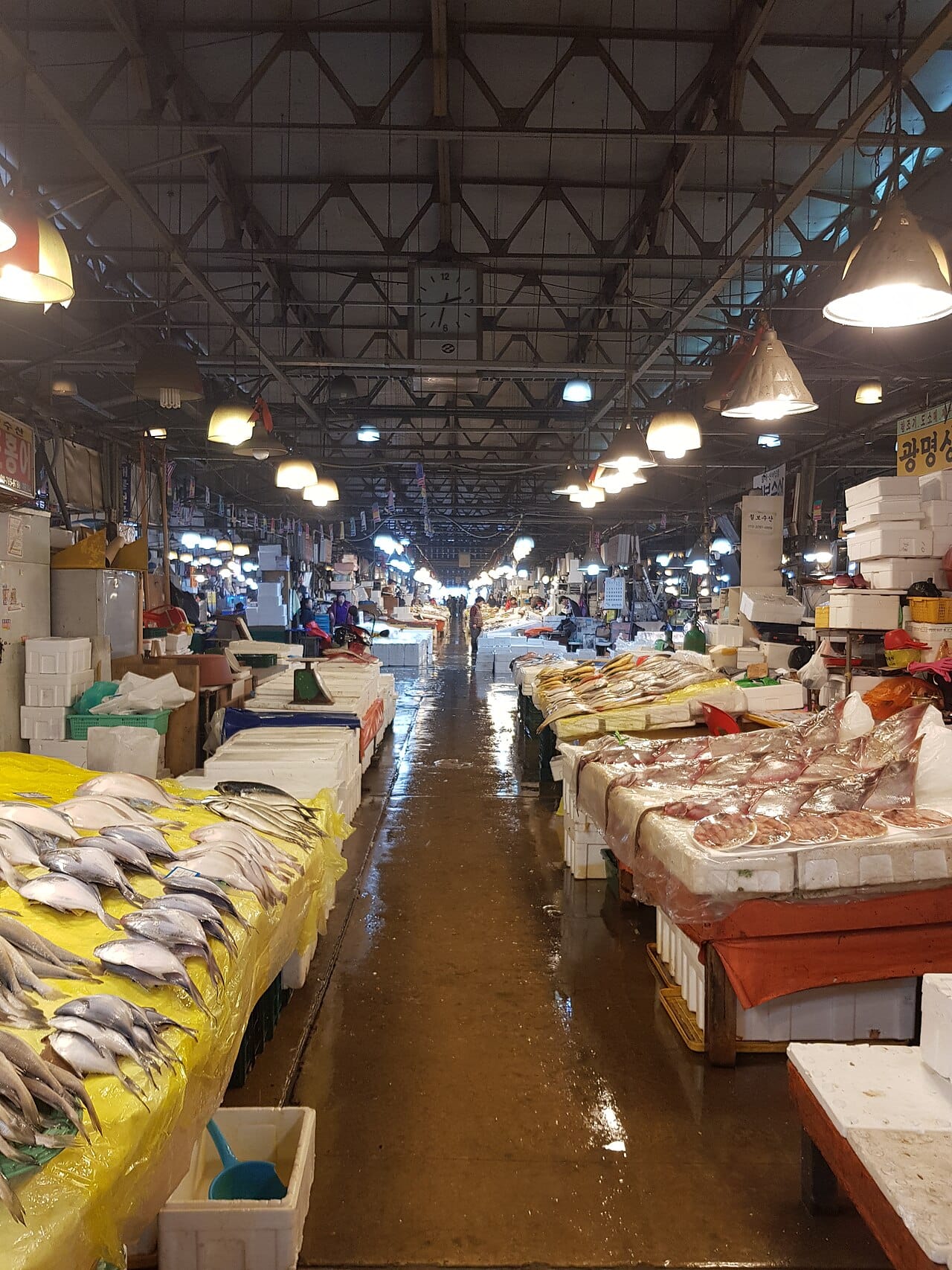 Noryangjin Fish Market Guide 2026: Buy Seafood In Seoul