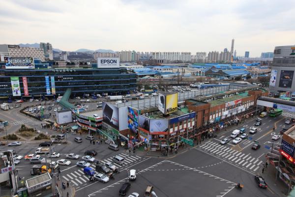 Seoul Tech Shopping: What Yongsan Actually Is Now, and Where to Buy Instead