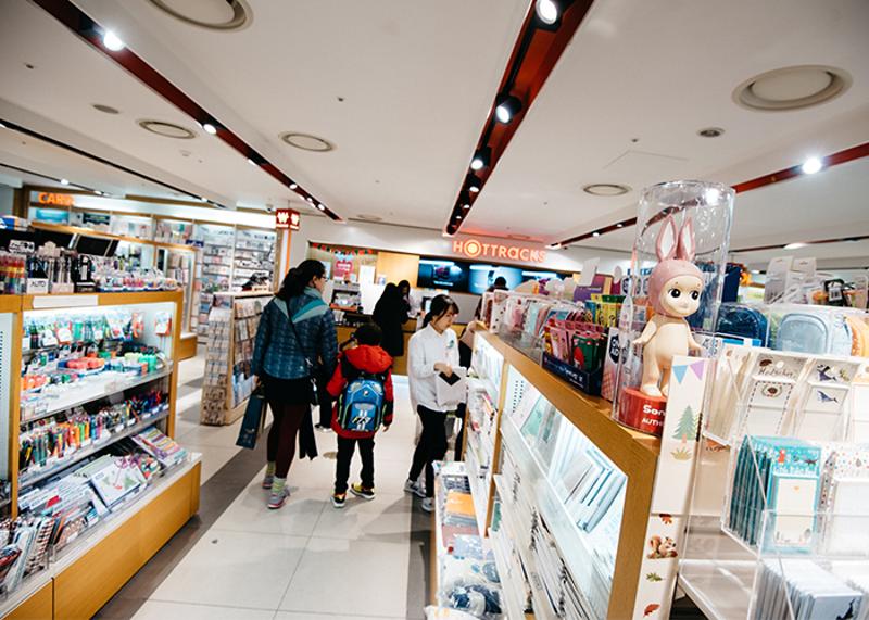 Seoul Stationery Shopping Guide 2026: Hottracks and Artbox