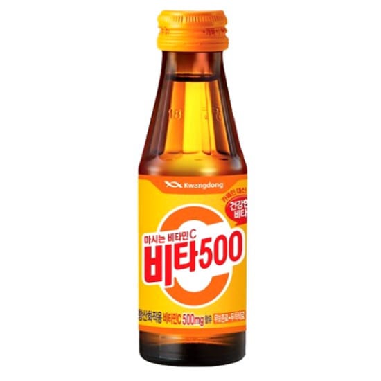 A bottle of Vita 500, its label reading 마시는 비타민C and 비타민C 500mg.
