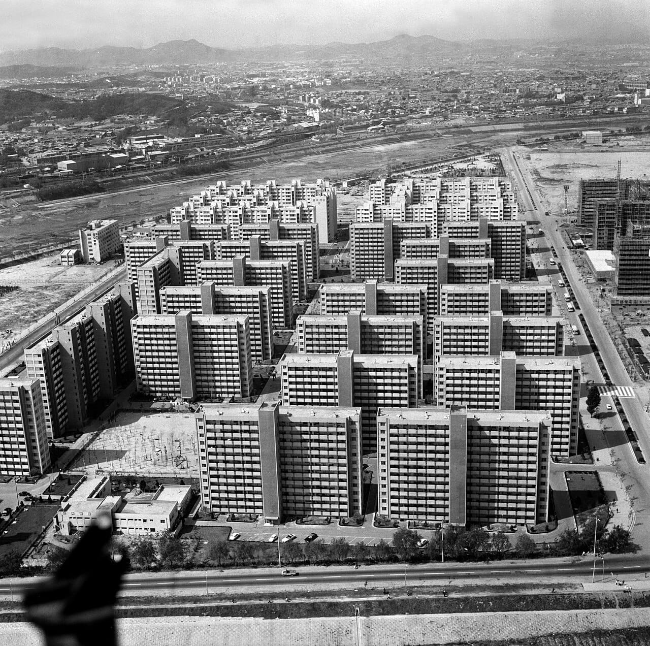 Why Koreans Live in Apartments: Korea's One-Generation Shift