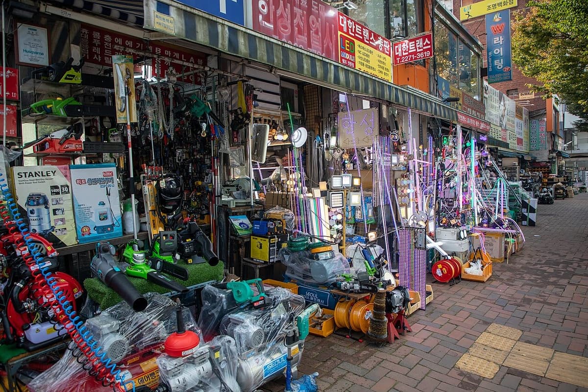 Euljiro tool and lighting shops with power tools, motors and LED strips displayed out onto the pavement.