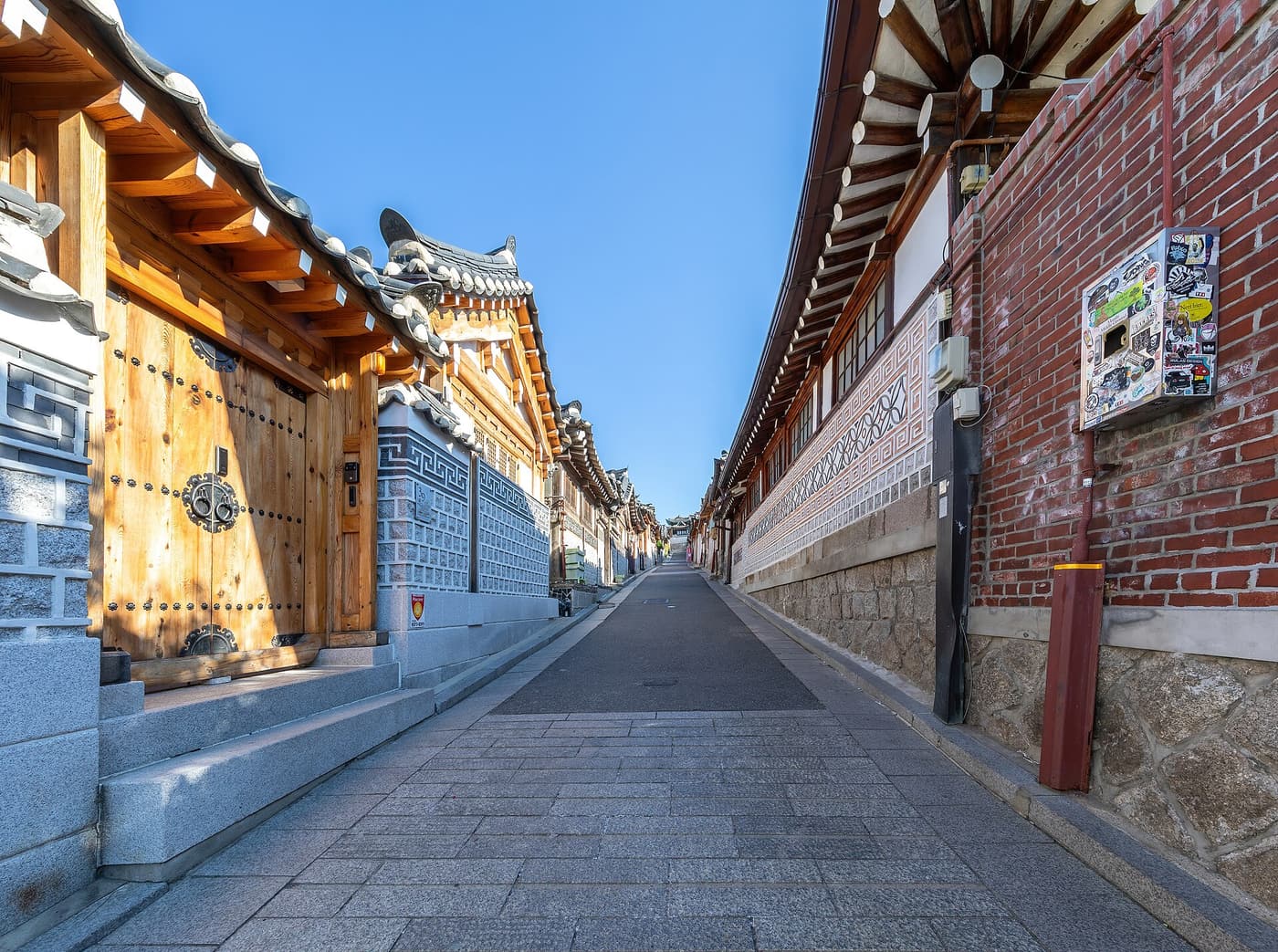 A wooden gate on a hanok house along Bukchon-ro 11-gil.