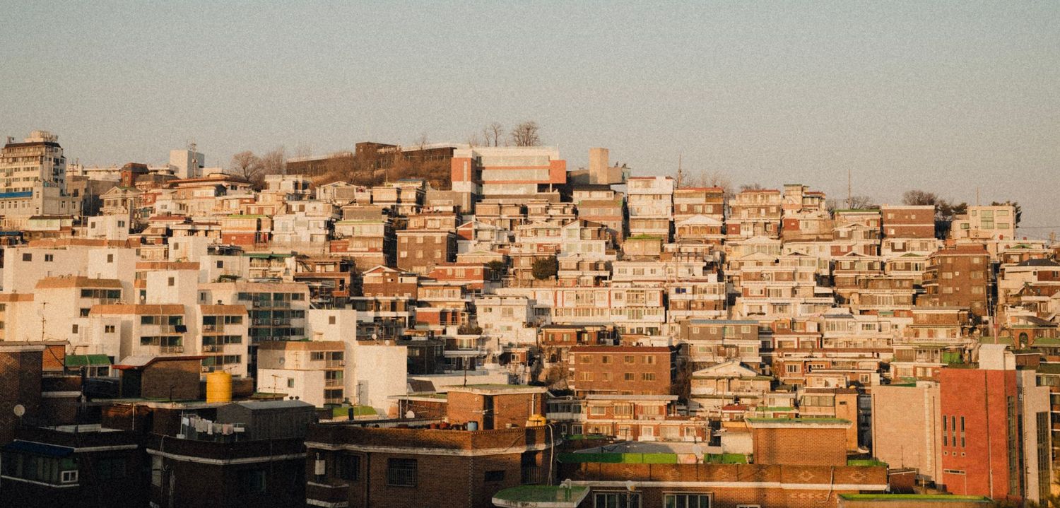 How Much Is Rent in Seoul (2026)? Officetels Average ₩949,000 a Month — Jeonse vs Wolse, Deposits, and What Foreigners Need