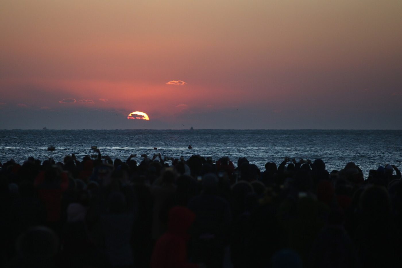 New Year Sunrise in Korea 2027: The 1 January Sunrise Times at Jeongdongjin, Homigot, Ganjeolgot, Haeundae, Seongsan and Seoul, and How to Get There Before 07:31