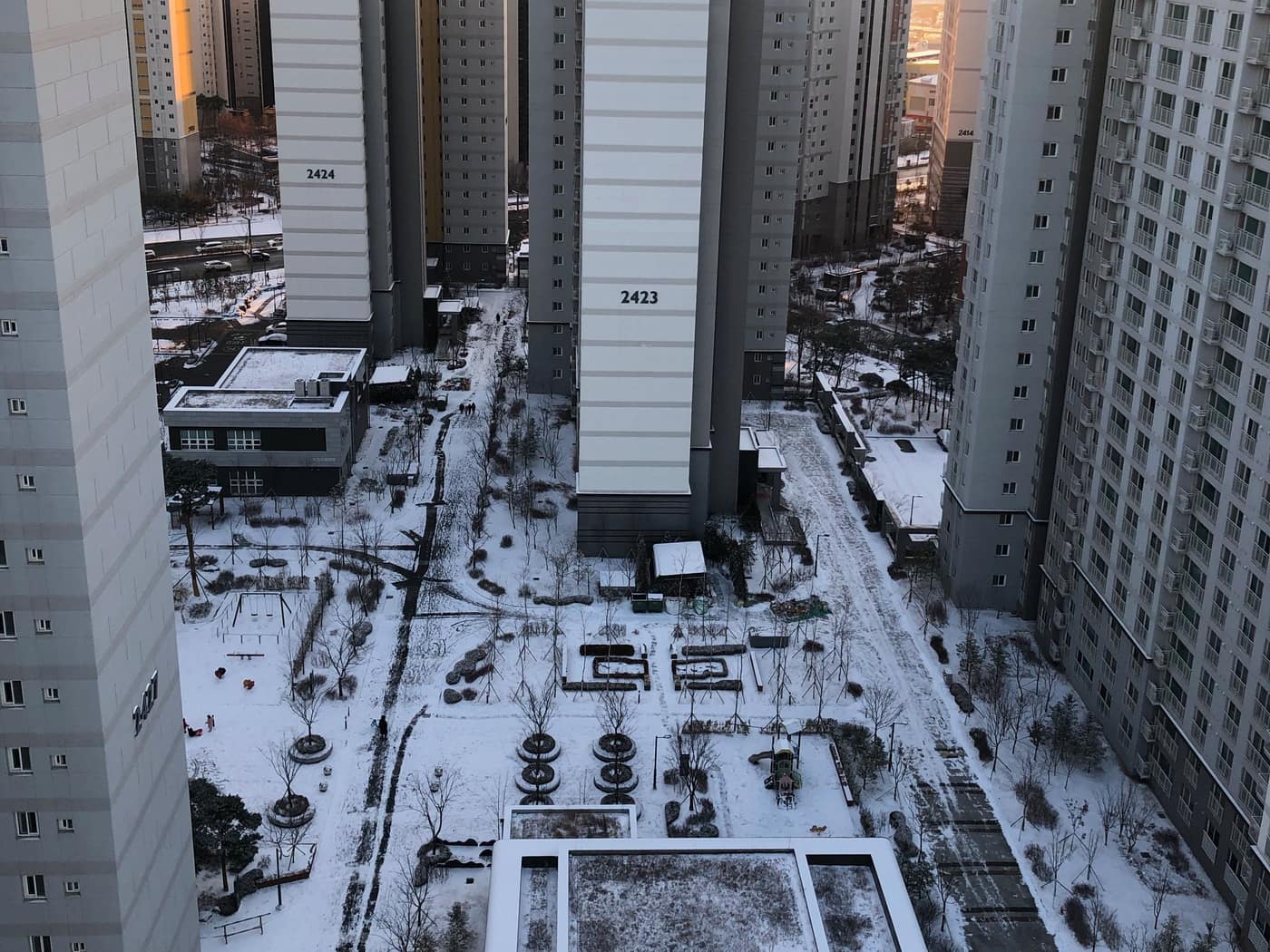 Korea Winter Electricity and Gas Bills (2026–27): Why January Costs More Than August, and What a Seoul Flat Pays